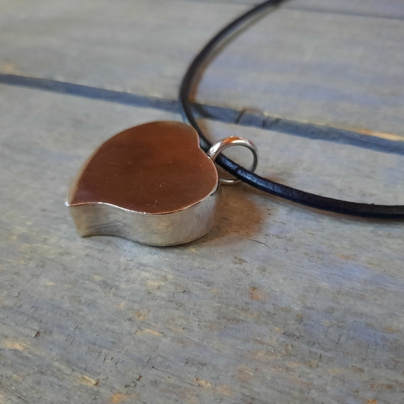 Vintage Sterling Silver 3D Heart Necklace - Picture 9 of 12